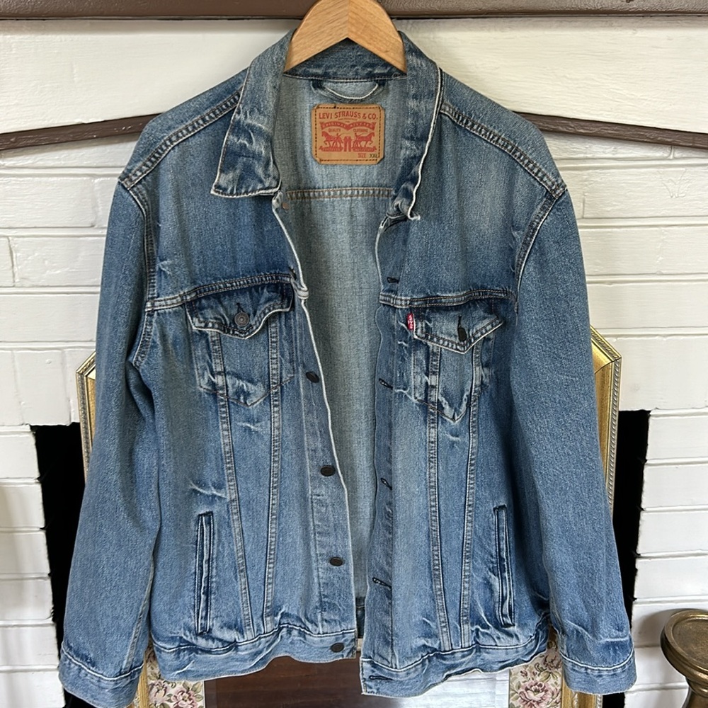 Levi’s Trucker Jacket - image 4